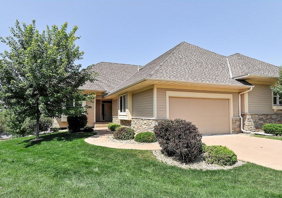 1st image of 5511 Fernbrook Ln N