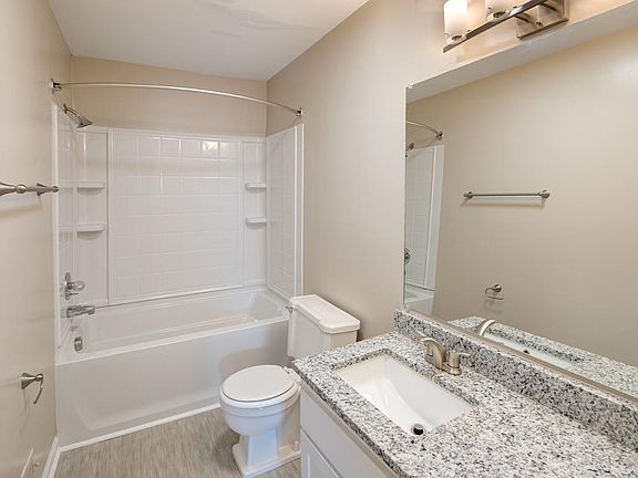 Granite countertop and new fixtures in the Master bath!