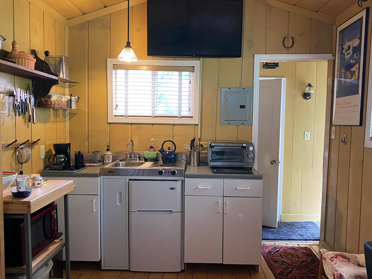 SW Boones Ferry Rd, Portland — Photo 3