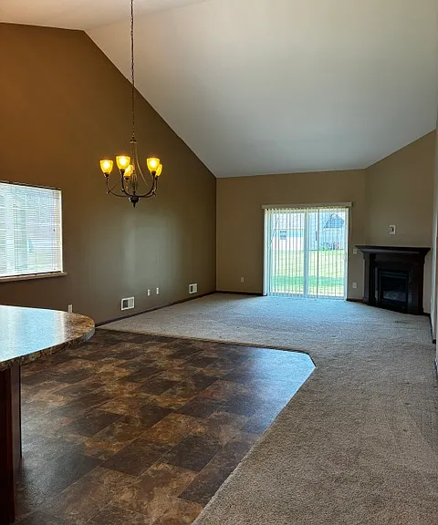 1811 Oban Dr — Photo 2