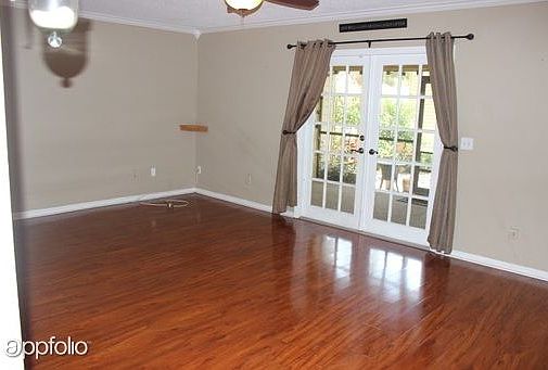 3rd image of 5328 Bradbury Ct