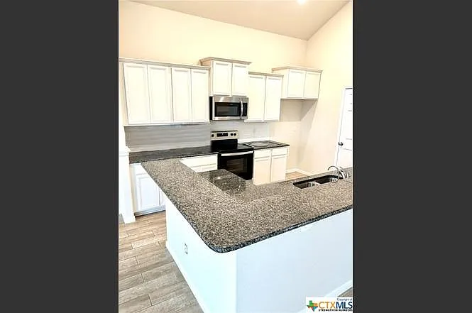 946 Hobby Rd — Photo 13