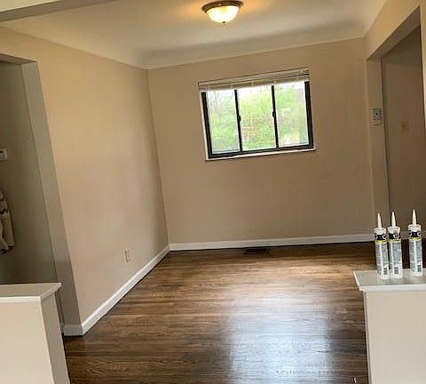 4th image of 1527 Southridge Ln