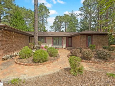 111 Somerset Lane, West End, NC, 27376