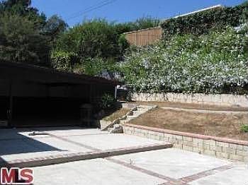 5th image of 5112 Parkglen Ave