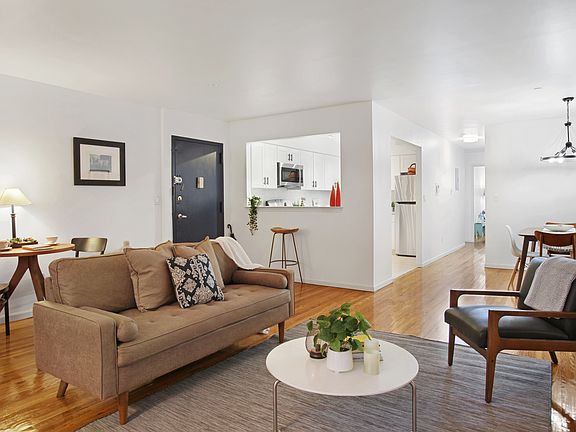 3rd image of 98 Clifton Pl #2C