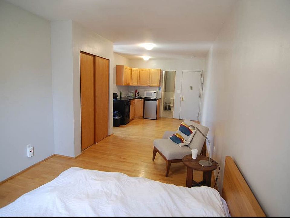 2nd image of 24 Ludlow St #2F