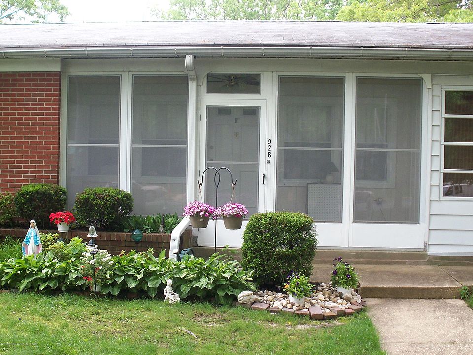 1st image of 92B Edinburgh Ln #1002