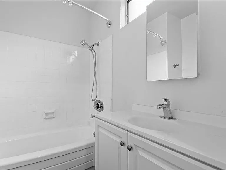 749 Garland Ave — Photo 28