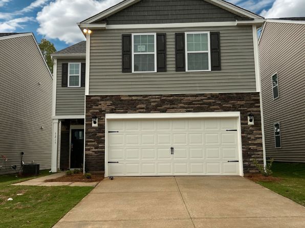 1215 37th Avenue Ln NE