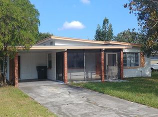 5122 Orange Blossom Ln N, Saint Petersburg, FL 33714