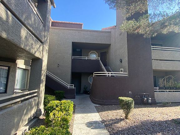 2nd image of 5028 S Rainbow Blvd Unit 102