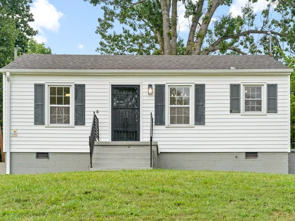 1023 Ridgecrest Dr, Clarksville, TN 37040