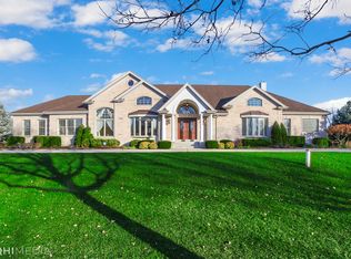 4N445 Anthony Ct, Wayne, IL 60184