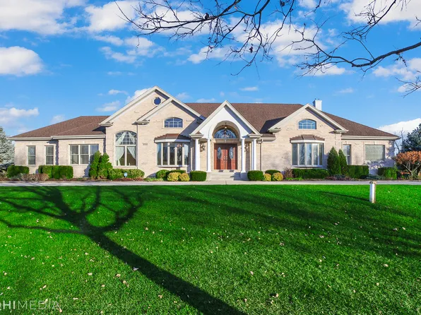 4N445 Anthony Ct, Wayne, IL 60184