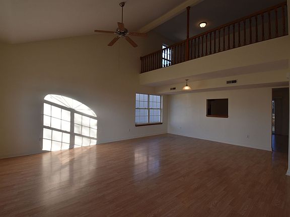 2nd image of 1677 Kingen Dr