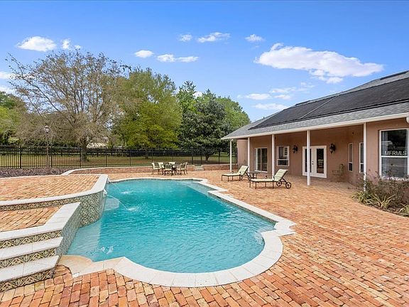 2nd image of 15144 Thoroughbred Ln