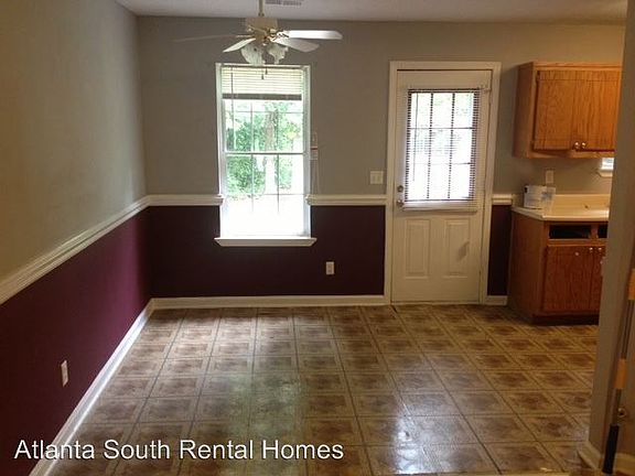 5th image of 95 Lullwater Dr