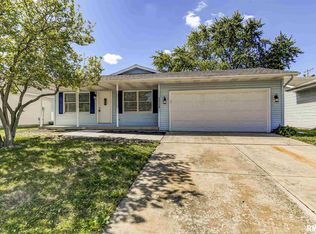 2904 Dunwich Ave, Springfield, IL 62702