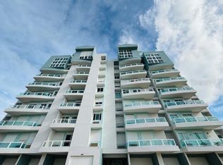 Condo Dolphin Towers 193 Fernandez Garcia Ctr #405, Luquillo, PR 00773