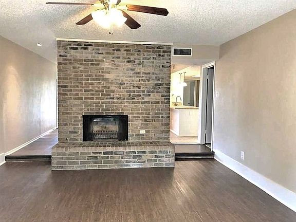 4th image of 2706 Winding Creek Dr