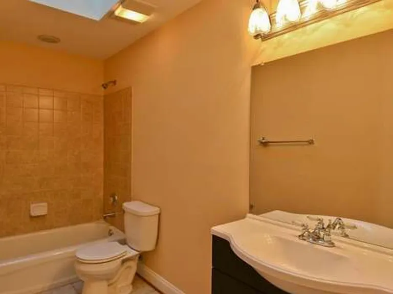 10639 West Dr — Photo 14