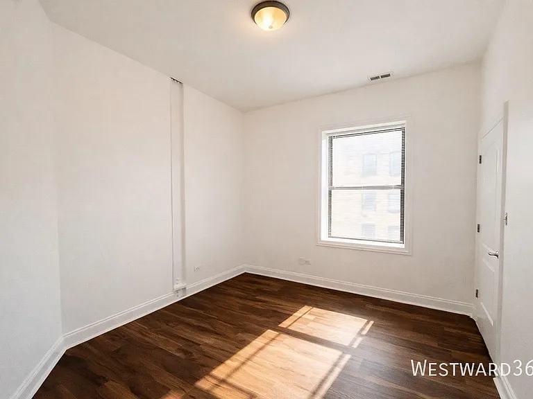 5172 S Michigan Ave #2 — Photo 22