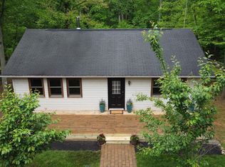 2834 Calmes Neck Ln, Boyce, VA 22620