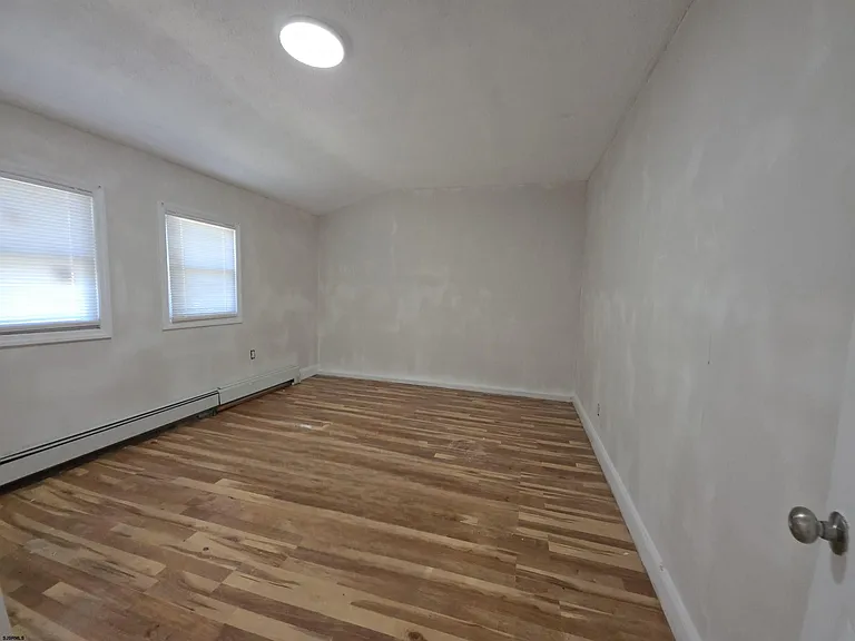 1216 N Ohio Ave — Photo 14
