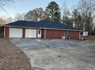 390 Deep Woods Dr, Luverne, AL 36049