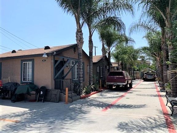 2nd image of 3923 Bresee Ave