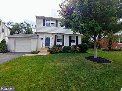 2nd image of 4637 Griffin Dr