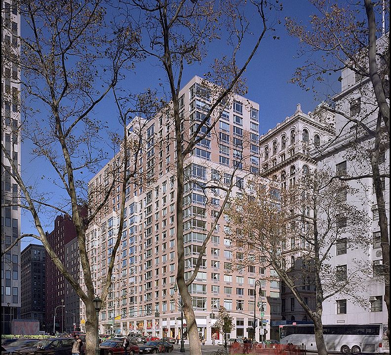 1st image of 111 Worth St Ph L