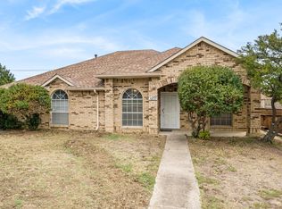 3830 Virginia Pine Dr, Carrollton, TX 75007