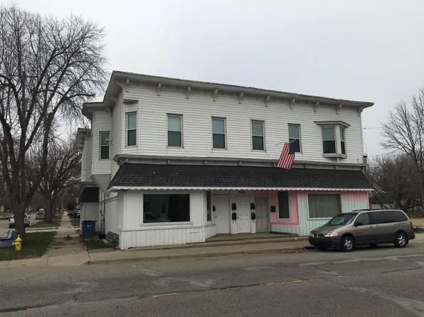 901 Alpine Ave NW, Grand Rapids, MI 49504