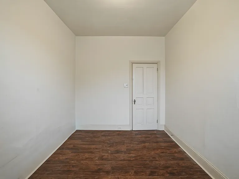 2441 Brown St #2F — Photo 11