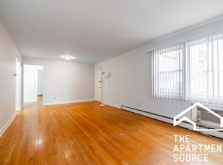 1643 W Sherwin Ave #2C, Chicago, IL 60626