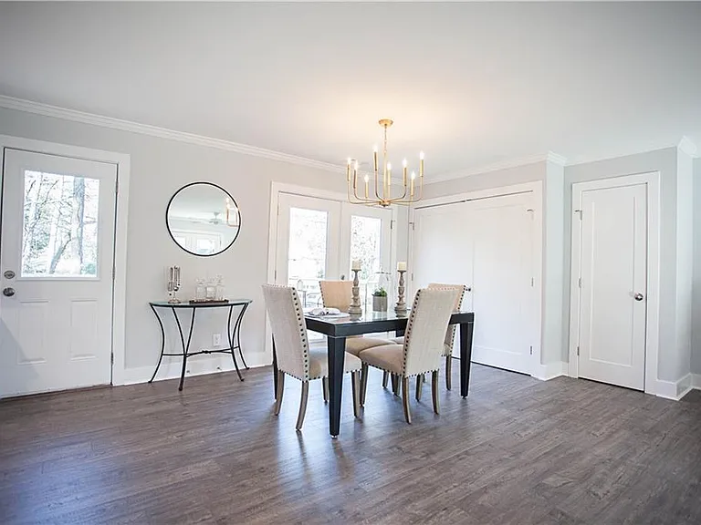 387 Michael Dr — Photo 8