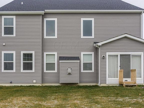5th image of 621 Willow Grove Dr
