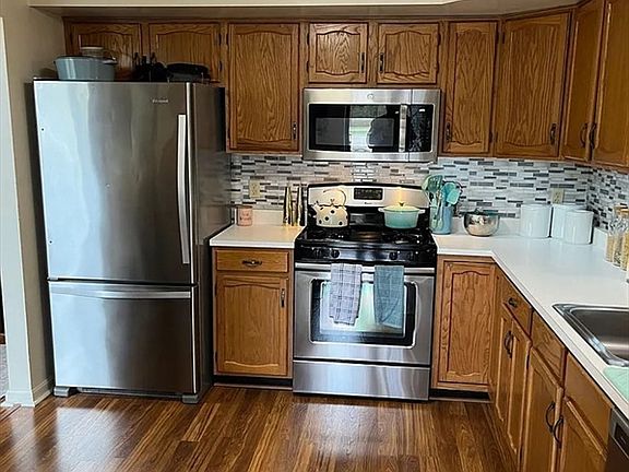 2nd image of 340 Centre Ave APT 44