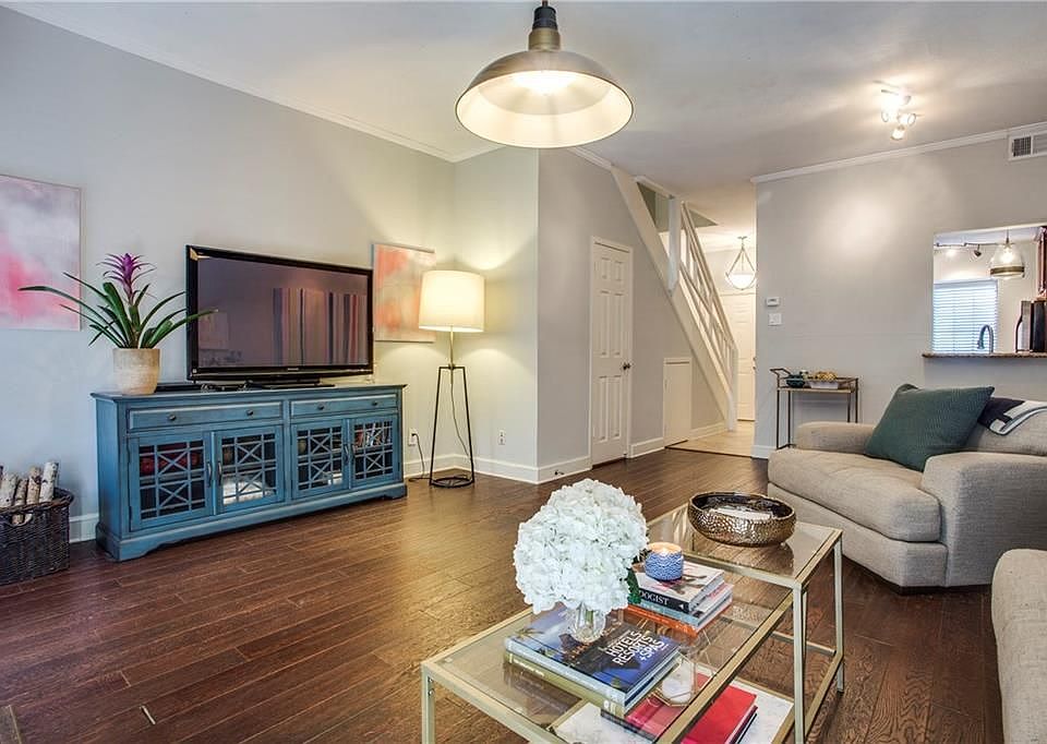 1st image of 3904 Rawlins St #106