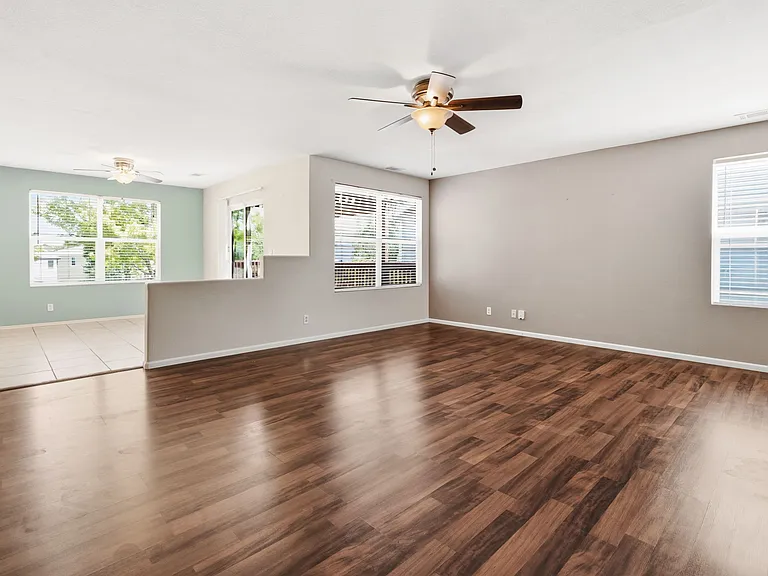 11114 York Way — Photo 6