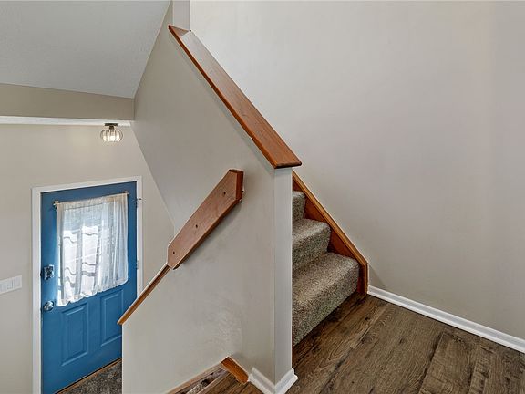 4th image of 2104 Timberglen Dr