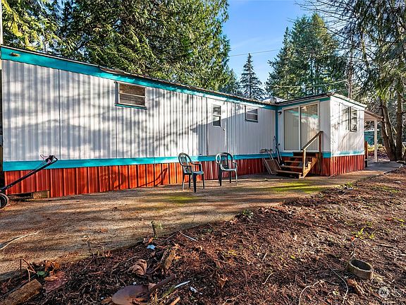 2nd image of 60 E Panorama Drive