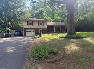 2050 Independence Rd, Winston Salem, NC 27106