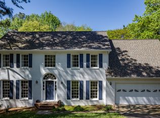 310 Susie Ct, Roswell, GA 30076