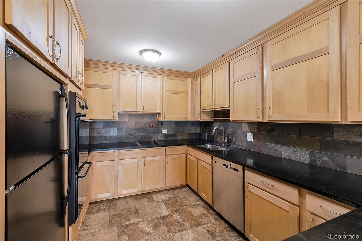 Building Photo - 745 S Alton Way #2D