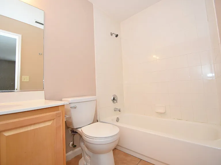 7 Ryarbor Dr #B — Photo 25