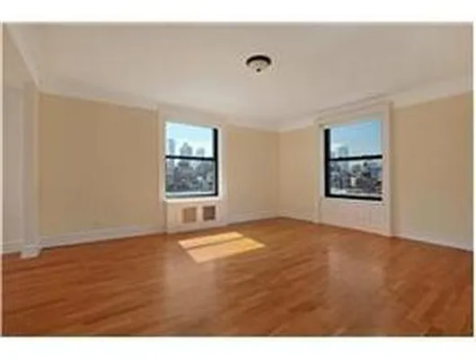 Rented by Douglas Elliman | media 10