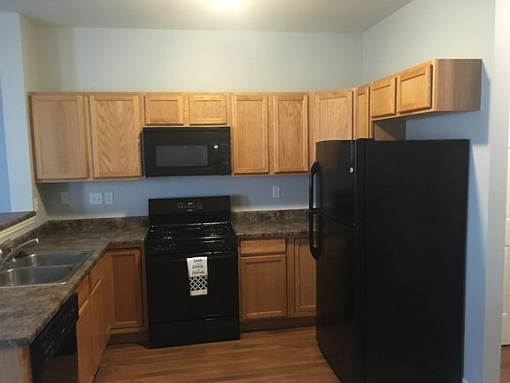 5th image of 268 Bent Grass Cir Unit B